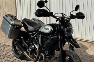 Ducati Scrambler ICON Dark 800 +6k accessori