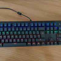 tastiera gaming meccanica RGB 