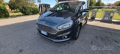 FORD SMAX 2018