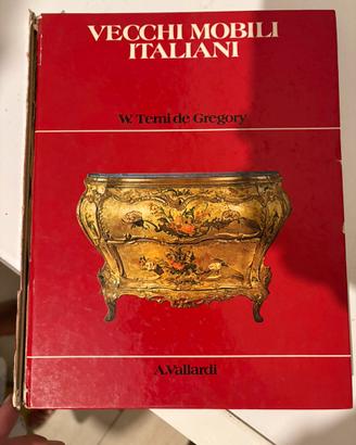 Vecchi mobili italiani