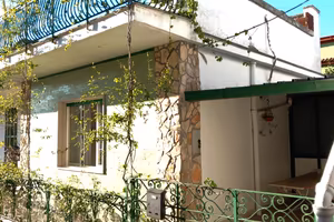 Soluzione indipendente con terrazzo di proprietà