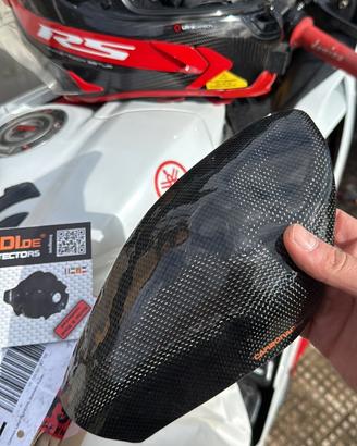 Paraserbatoio carbonio rinforzato R6 2006/2007