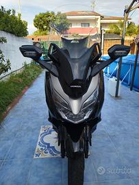 Honda Forza 300