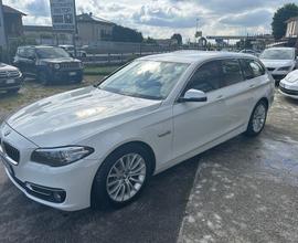 BMW 530 dA 258CV Touring Luxury