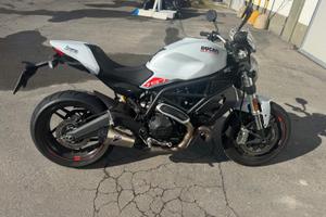 Ducati Monster 797 plus 2020