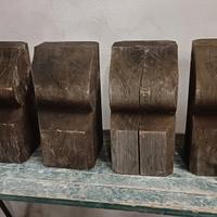 trave di legno duro capitello palombella mensola