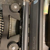 Macchina da scrivere