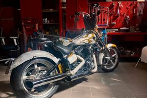 Harley-Davidson Softail Rocker - 2011