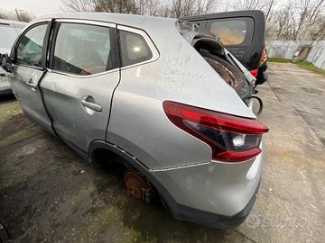 NISSAN QASHQAI J11 2015 PER RICAMBI