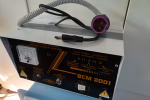 caricabatterie per camion 24 volt 
