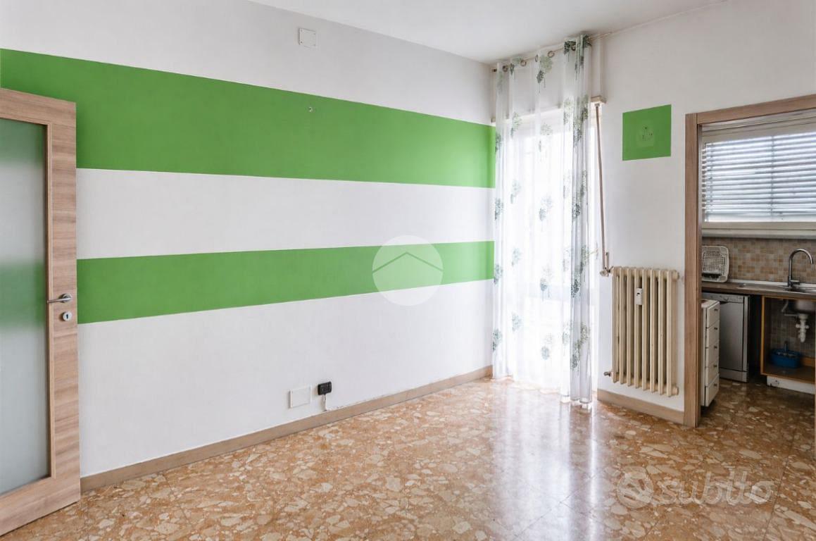 Apartment in Collegno, Torino - Vista 4