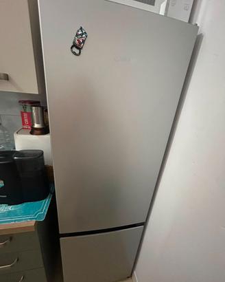 Frigorifero Combi L55 Silver Indesit 262LT