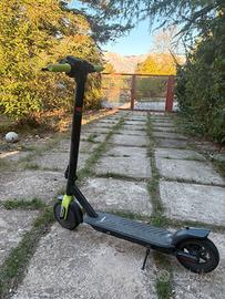 Monopattino Elettrico Nilox M1