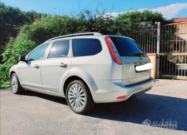 FORD FOCUS 2 TAGLIANDATA E CERTIFICATA