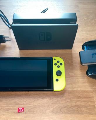 Nintendo Switch V2 + SanDisk Micro sd 128Gb