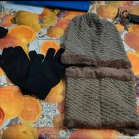 set cappello, guanti e scaldacollo 