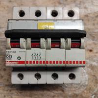magnetotermico 4P 63A