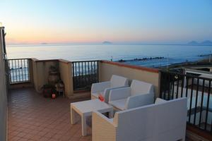 Terrazzo mozzafiato con vista eolie
