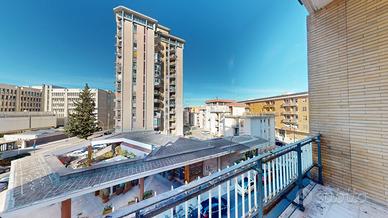 MERAVIGLIOSO QUADRILOCALE IN VIA LIGURIA 16