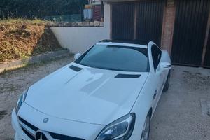 Mercedes-Benz SLC 200