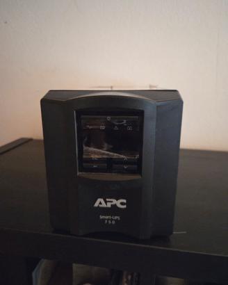 UPS APC 750VA/ 500W