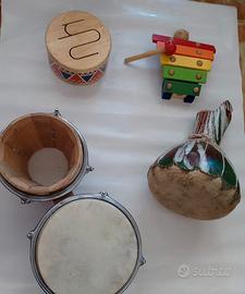 Strumenti a percussione, bongo etc