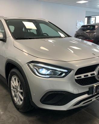MERCEDES-BENZ GLA 180 d Automatico Sport Plus