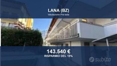 Immobile in asta di 56 m² con box auto a Lana
