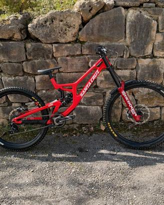 SantaCruz V10.8 CC taglia L-BoXXer/DHX2/Reserve i9
