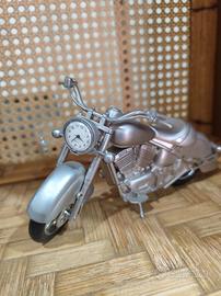 Riproduzione moto con orologio
