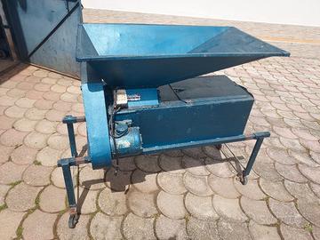 Macchina pigiatrice deraspatrice uva