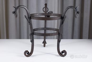 Fioriera Liberty in ferro battuto. Italia anni ’20