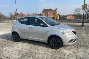 Lancia Ypsilon 1.2 69 CV UNI.PRO 12 MESI GARANZIA