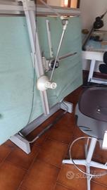 Tavoli da architettura e relative sedie anni 80