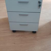 cassettiera con 3 cassetti 