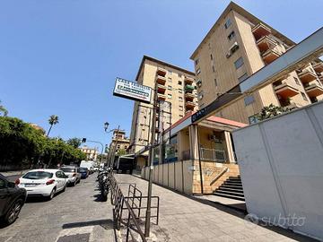 Immobile di 160 m² con 2 locali a Catania