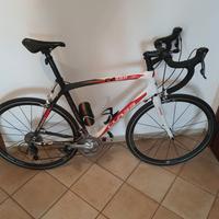 Bici da corsa in carbonio