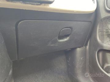 Cassetto portaoggetti FIAT PANDA del 2014