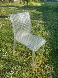 Sedia kartell in plastica