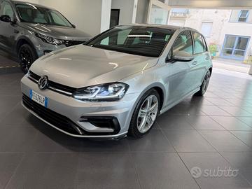 Volkswagen Golf 2.0 TDI DSG 5p. Executive BlueMoti