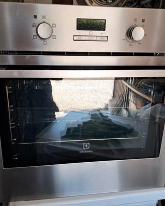 Forno incassoELECTROLUX elettrico ventilato  Trasp