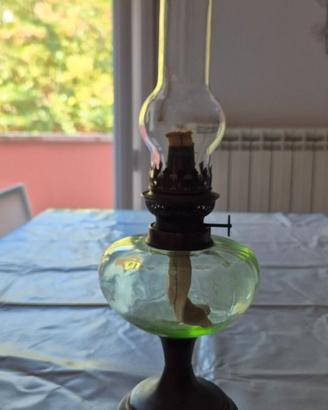 lampada ad olio vintage