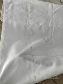 tenda a vetro bianca