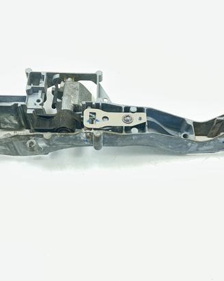 SUPPORTO MANIGLIA ANTERIORE SINISTRA PEUGEOT 208 3