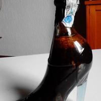Bottiglia a forma di scarpa
