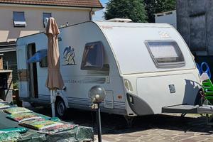 Roulotte Knaus Südwind 6 posti con veranda