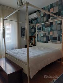 Letto baldacchino Ikea