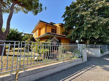 VILLA SINGOLA A RAVENNA