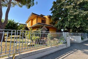 VILLA SINGOLA A RAVENNA