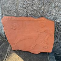 Bassorilievo in terracotta